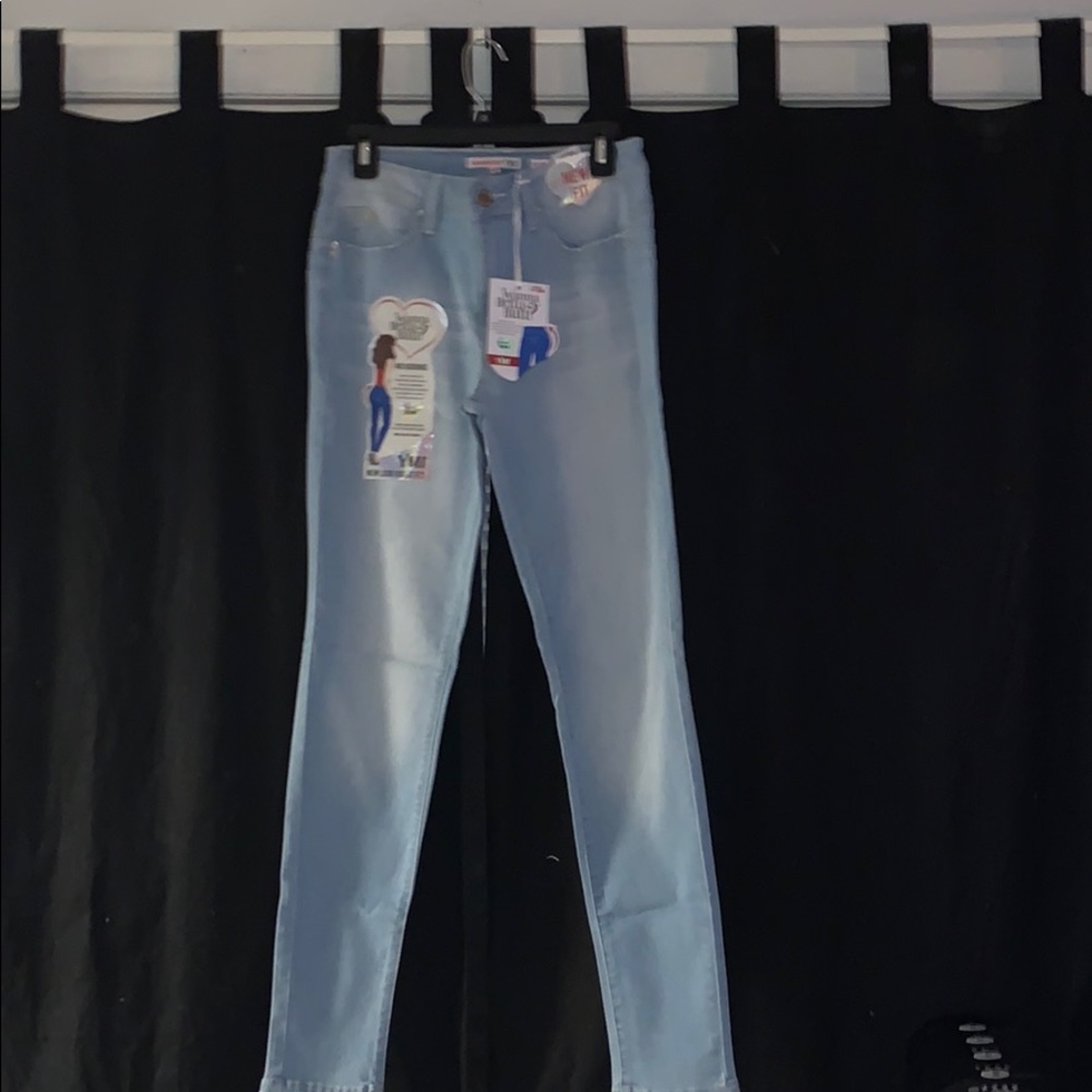 Fashion Nova Midrise jeans